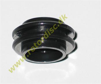 TAIL PITCH PLATE BOSS